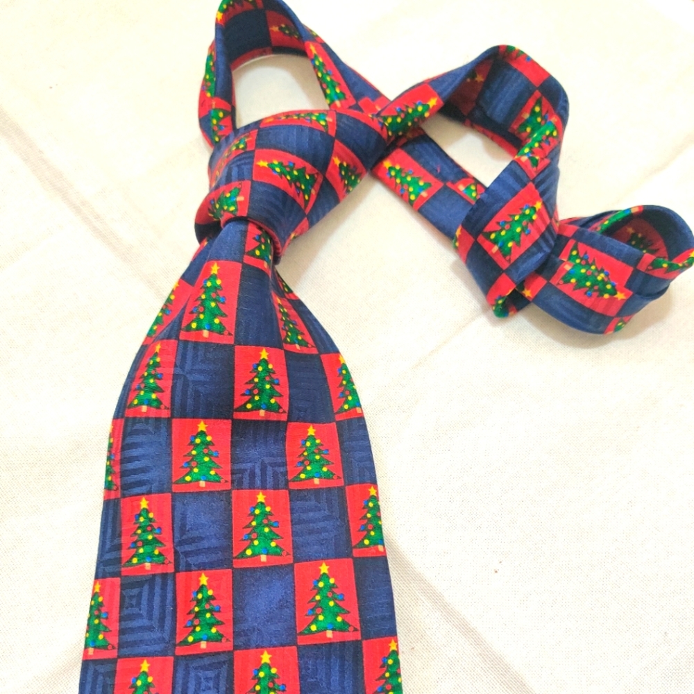 Barbara Blank Silk Christmas Tree Neck Tie